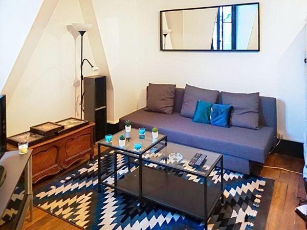 Neuilly Sablons – Studio lumineux au 7? étage, environnement recherché