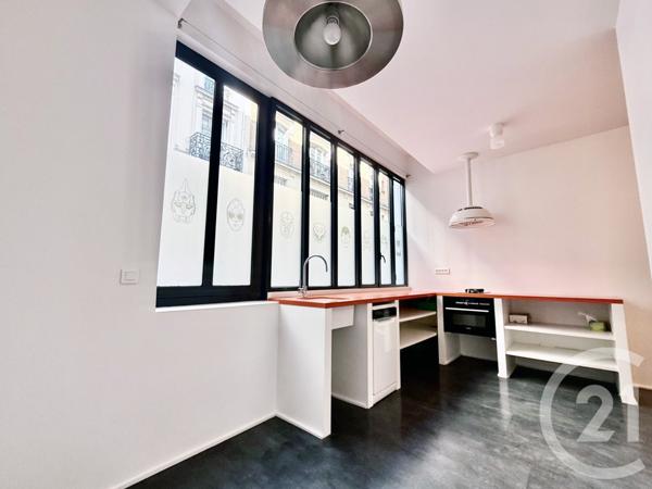 Appartement à vendre  3 pièces - 76,77 m2 PARIS - 75018