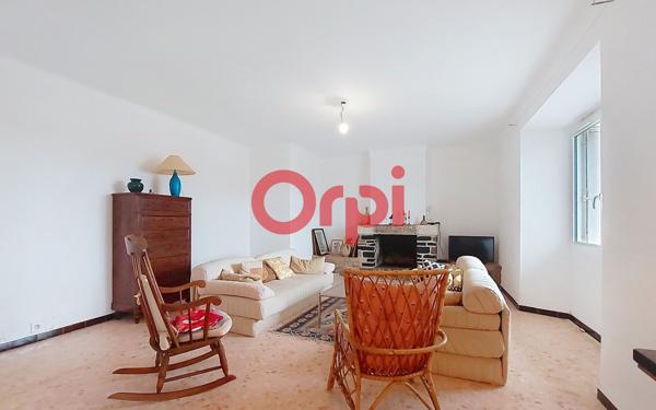 Maison à vendre    3 pièces •  La Garde-Freinet