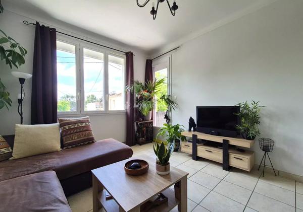 Location                                                      Appartement
                        
                     4 pièces                      81 m2                     à Albi