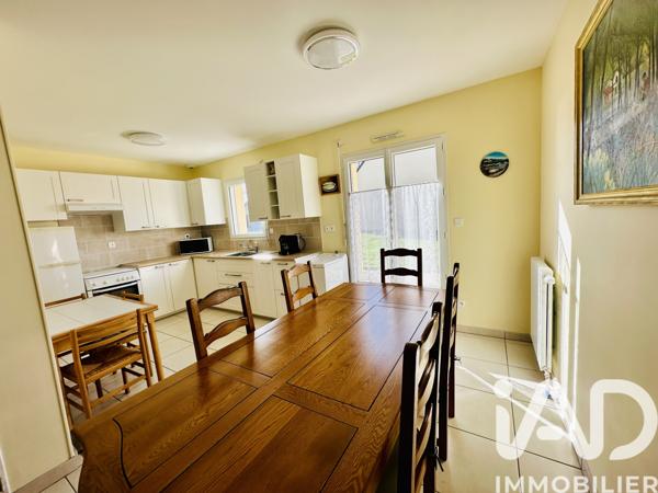 Maison à vendre 5 pièces 75 m² Courville-sur-Eure