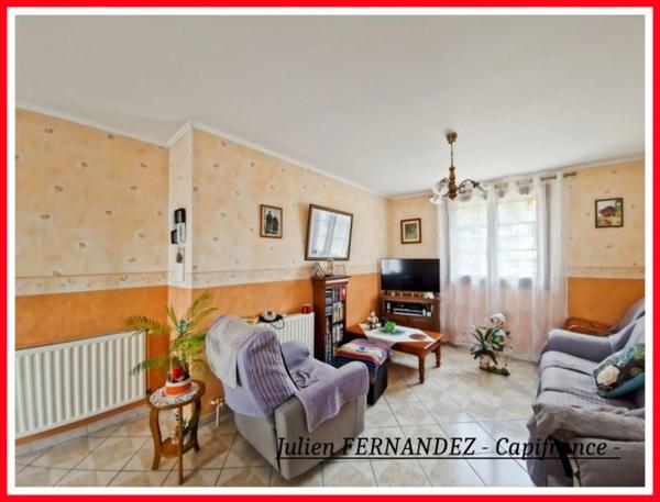 Dpt Vienne (86), à vendre CHÂTELLERAULT Maison P6 de 110m² - Terrain de 839m²