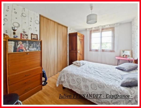 Dpt Vienne (86), à vendre CHÂTELLERAULT Maison P6 de 110m² - Terrain de 839m²