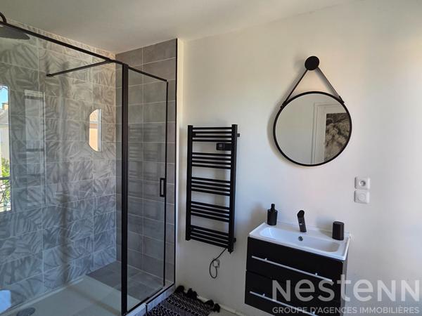 Immeuble de rapport Le Mans proche centre-ville avec maison, T3 et T2 louables