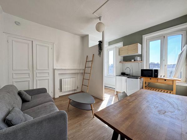 A VENDRE : T1 à LILLE • • 98 000 € FAI • Réf. 2015