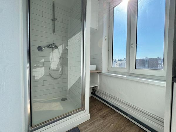 A VENDRE : T1 à LILLE • • 98 000 € FAI • Réf. 2015