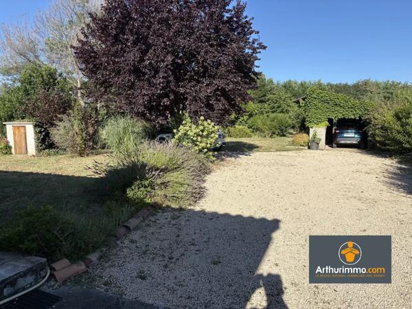 Vente                                                      Maison
                        
                     6 pièces                      150 m2                     à Sainte-Livrade-sur-Lot