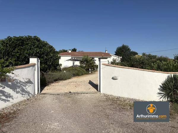 Vente                                                      Maison
                        
                     6 pièces                      150 m2                     à Sainte-Livrade-sur-Lot