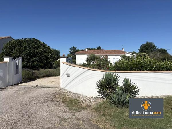 Vente                                                      Maison
                        
                     6 pièces                      150 m2                     à Sainte-Livrade-sur-Lot