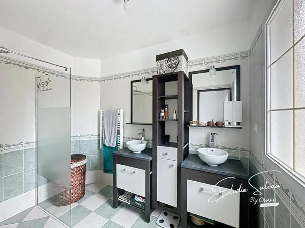 Maison 143m2 4 chambres 3min Le Lion d'Angers