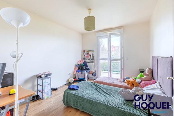 À vendre : Appartement 4 pièces à LIEUSAINT _ Terrasses / 4 stationnements.