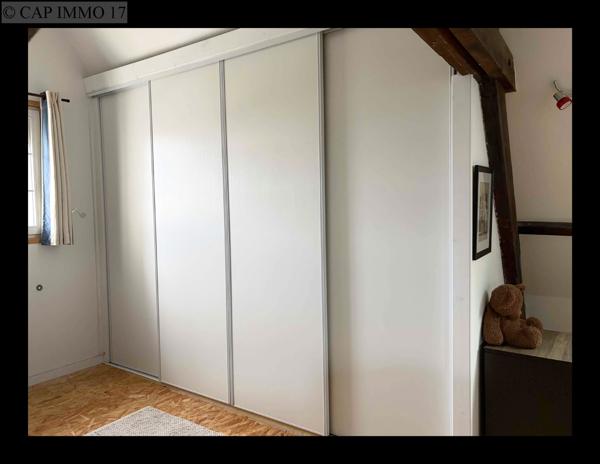 Maison de 173 m² en vente à SECTEUR SURGERES