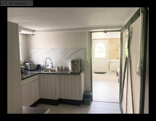 Maison de 173 m² en vente à SECTEUR SURGERES