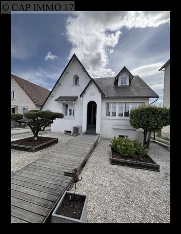 Maison de 173 m² en vente à SECTEUR SURGERES