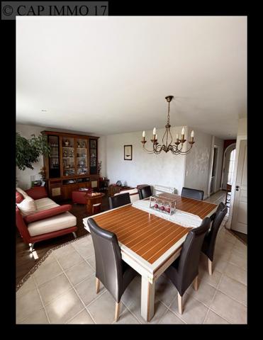 Maison de 173 m² en vente à SECTEUR SURGERES