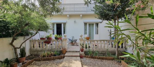 Maison de maître Valras Plage 6 pièce(s) 148 m2