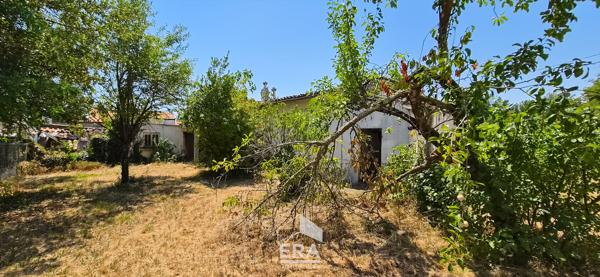 BORDEAUX CAUDERAN - Terrain constructible de 600m²  - Libre de constructeur - 2e ligne