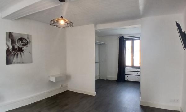 Combronde maison à louer 4 chambres cour Combronde (63460)