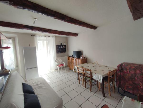 Immeuble à vendre à Oraison dans les Alpes-de-Haute-Provence (04700), ref : 1529