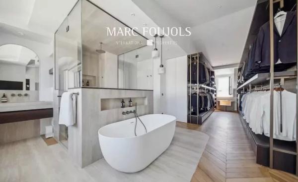 Paris XVI Victor Hugo Pompe : Penthouse terrasse