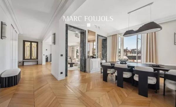 Paris XVI Victor Hugo Pompe : Penthouse terrasse