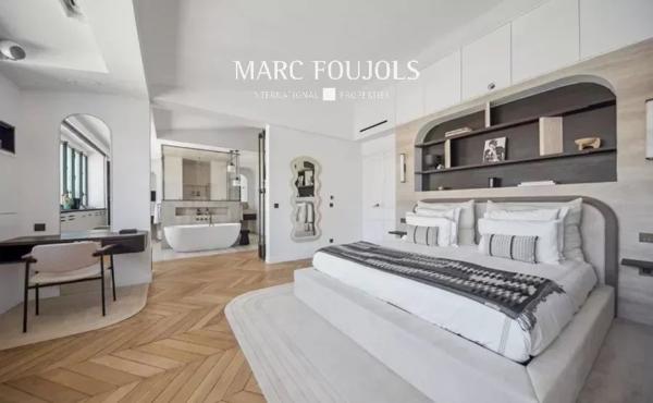 Paris XVI Victor Hugo Pompe : Penthouse terrasse