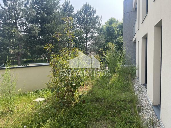 Rez de jardin 4 pièce(s) 3 chambre(s) 107 m²