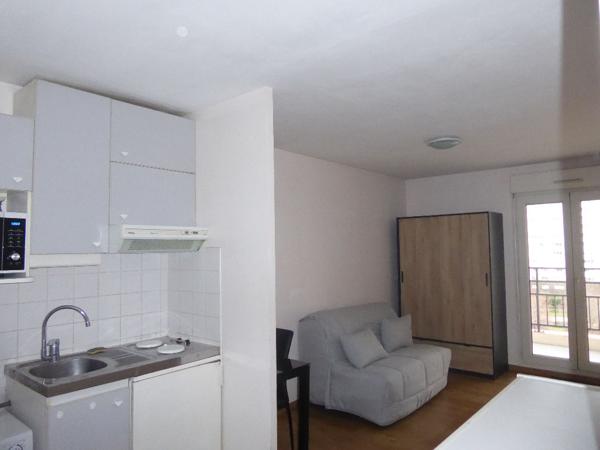 Studio meublé centre de Courbevoie