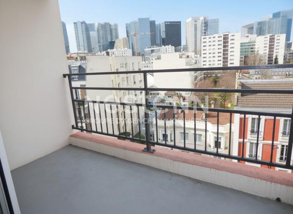 Studio meublé centre de Courbevoie