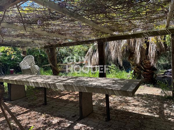 ST CYPRIEN Terrain de loisirs de 28 576 m² à vendre