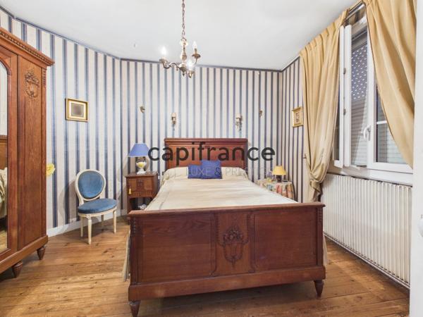 VIAGER OCCUPÉ – ENSEMBLE IMMOBILIER DE DEUX MAISONS MITOYENNES – LES ESSARTS