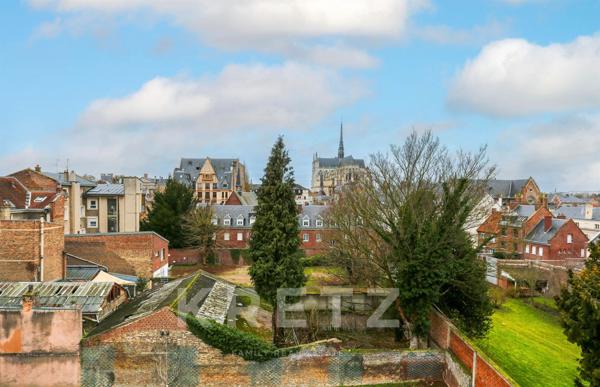 Appartement esprit Penthouse aux portes de la gare et du centre-ville
