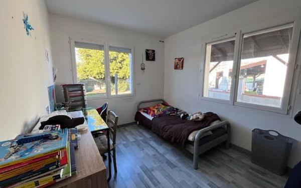 Maison à vendre    4 pièces •  Tonnay-Charente