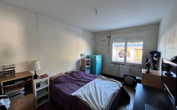 Maison à vendre    4 pièces •  Tonnay-Charente