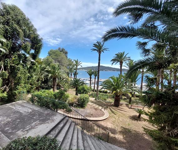 Appartement T2 La Seyne Sur Mer à Tamaris de 30.20 m² avec terrasse