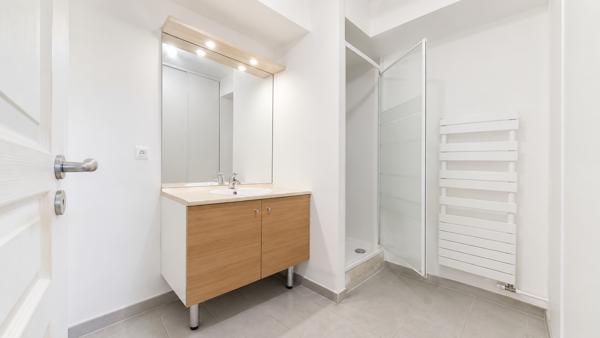 Appartement 2 pièces – 44 m² environ à Le Croisic (ref : 76953P)