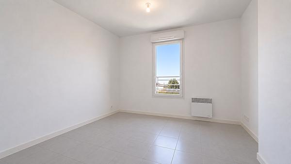 Appartement 2 pièces – 44 m² environ à Le Croisic (ref : 76953P)