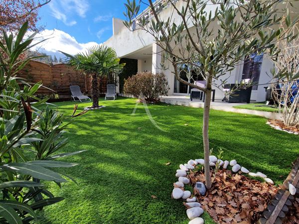 SUPERBE APPARTEMENT RECENT EN REZ-DE-JARDIN DE TYPE 4 SUR LA COMMUNE DE PIERREVERT