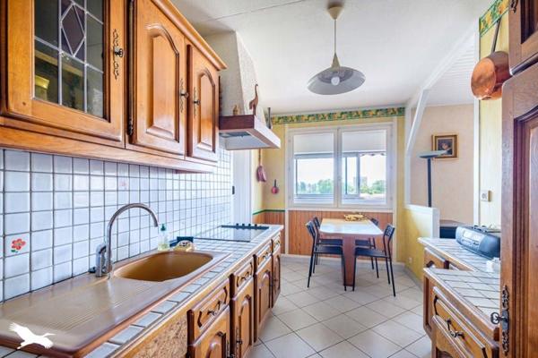 Appartement 174 371 € Saint-Priest 3 p 68 m² DPE E