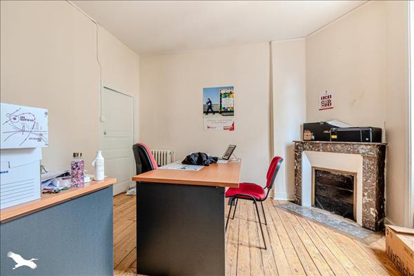 Immeuble à vendre |  Saint-Junien |  159 m²