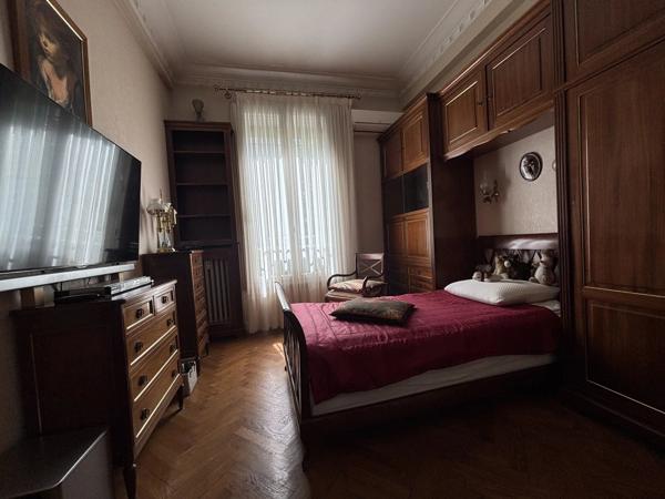 Location                                                      Appartement
                        
                     3 pièces                      68 m2                     à Nice