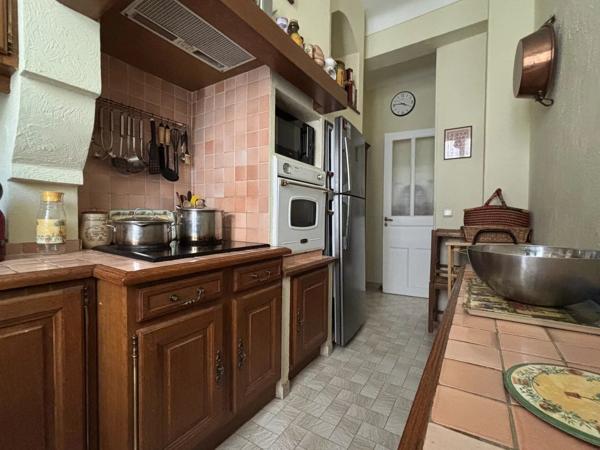 Location                                                      Appartement
                        
                     3 pièces                      68 m2                     à Nice