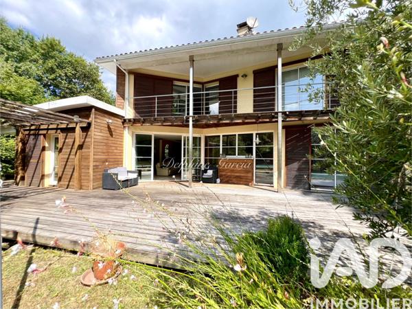 Maison à vendre 7 pièces 235 m² Salles