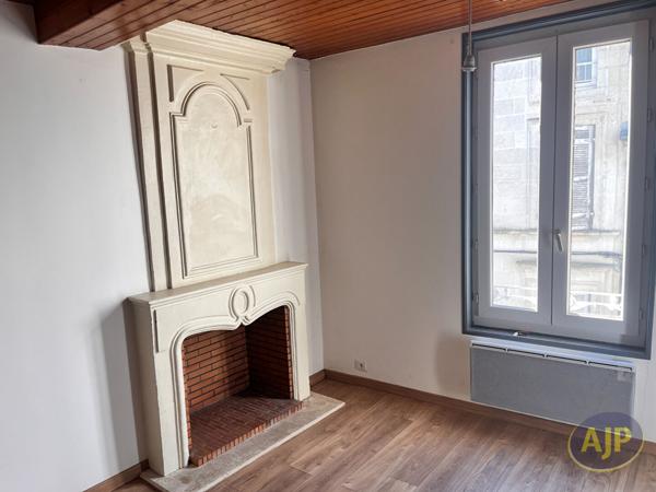 Location appartement Saintes : 569 € - AJP Immobilier Saintes