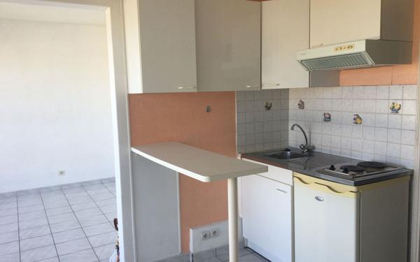 Appartement à louer    1 pièce •  Gradignan