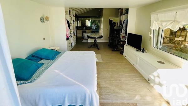 Pavillon 4 pièces de 96 m² à Petit-Bourg (97170)