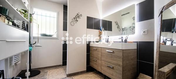 Maison
         5 pièces
        - 108 m² Exclusivité 249 000 € *