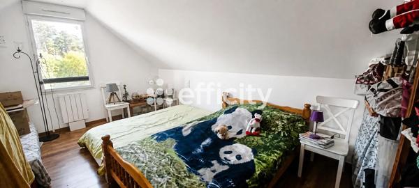 Maison
         5 pièces
        - 108 m² Exclusivité 249 000 € *