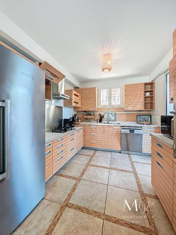 Maison à CAGNES SUR MER (06800)