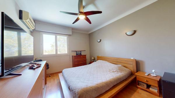 Appartement à vendre 398 000 € Villeneuve-Loubet 3 p 69,5 m² DPE D